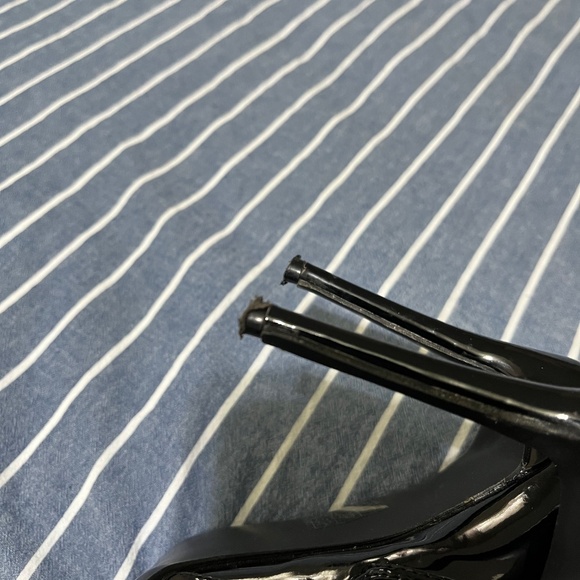 Boohoo Patent Leather Boots - Picture 7 of 7